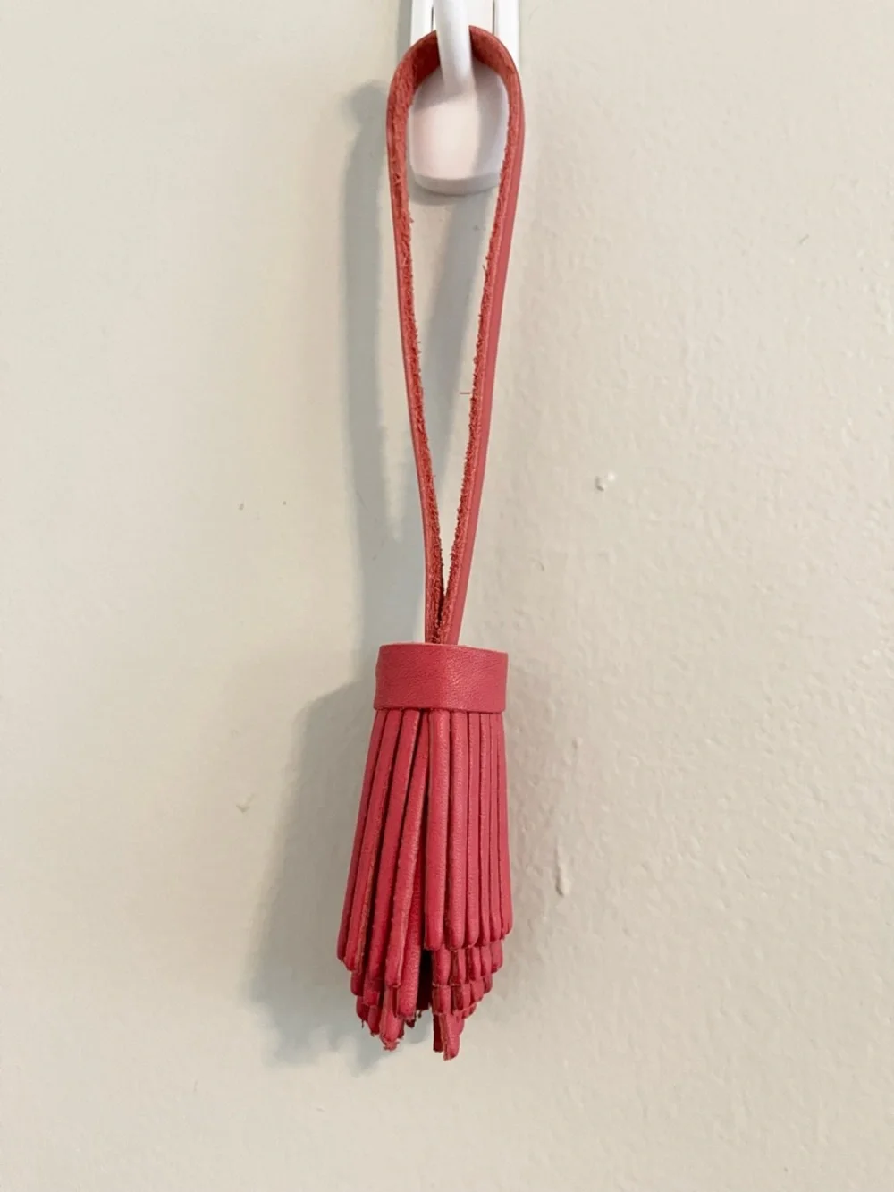 Portland Leather Tulip Pom Tassel Bag Charm - Picture 2 of 5